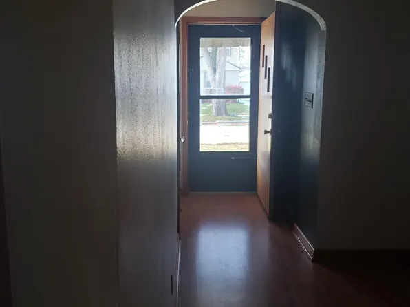 5542 N 53rd St, Milwaukee, WI 53218