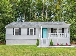 46 Locust St, Leicester, MA 01524