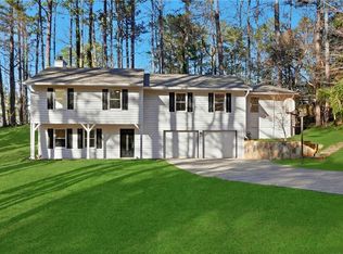 915 Wyntuck Dr NW, Kennesaw, GA 30152