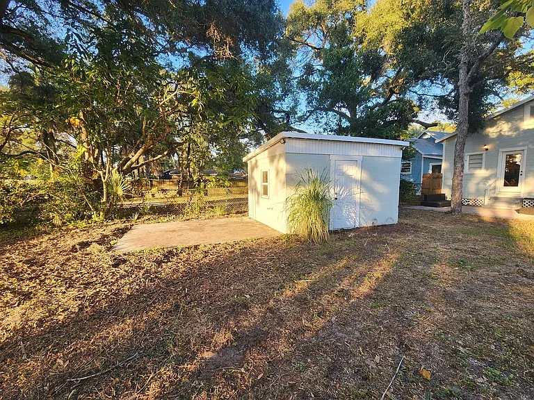 2812 N Morgan St — Photo 23