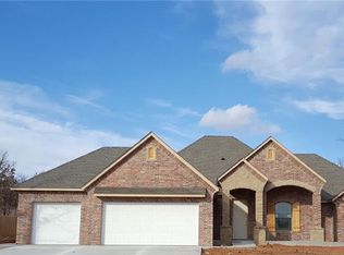 3446 Rustic Holw, Guthrie, OK 73044
