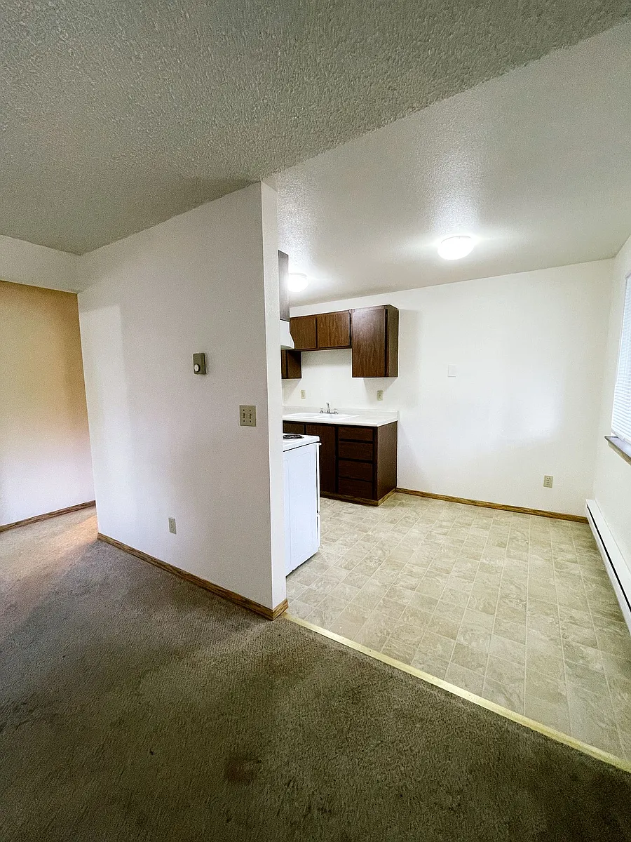 Building Photo - 424 161st St S #1-10
