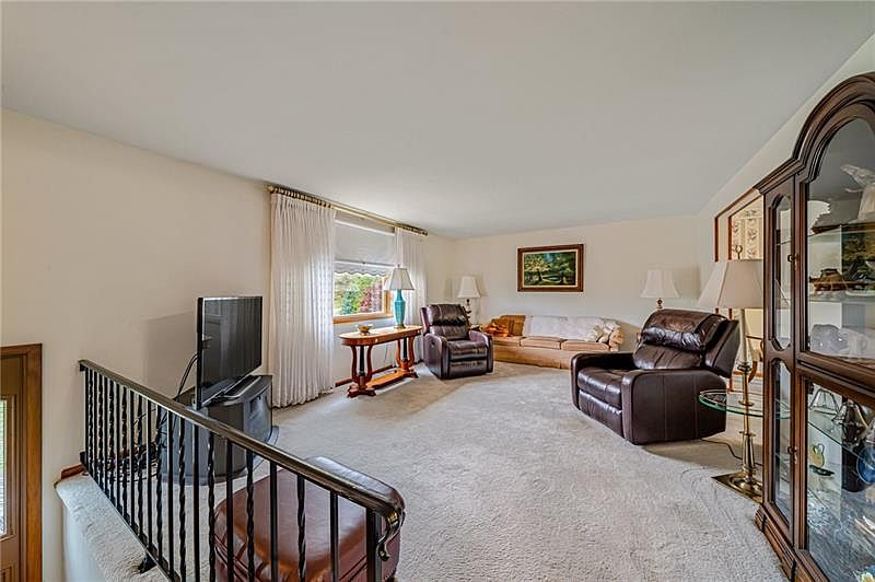 47 Mark Dr, Delmont, PA 15626 Zillow