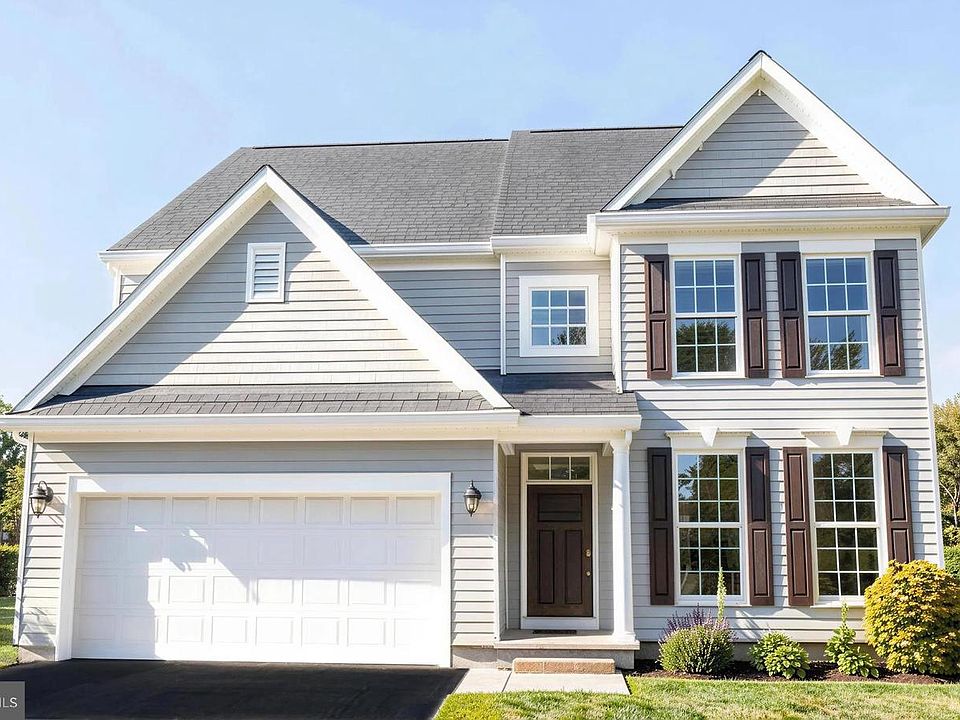 1st image of 8 Gainscott Pl