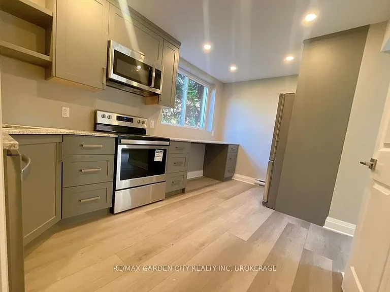 15 John St #1 — Photo 8
