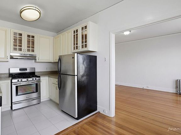 3rd image of 1801 Beach St #303-J