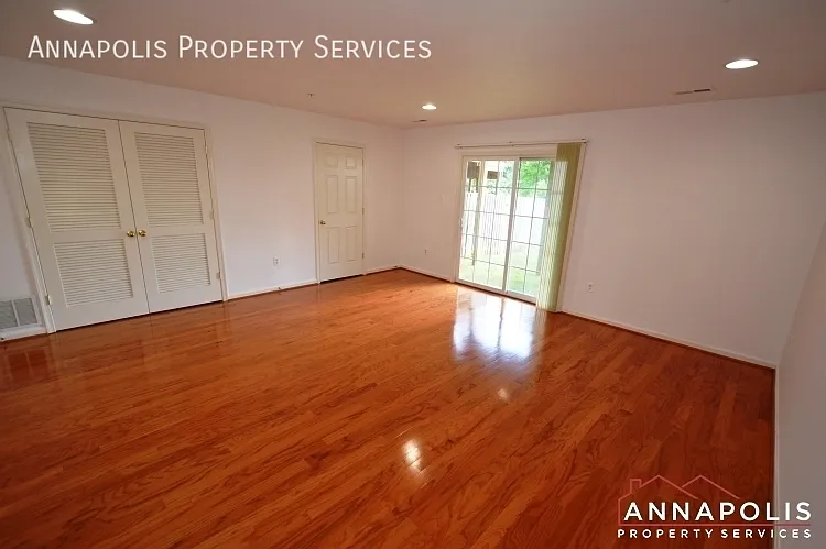 1016 Meandering Way — Photo 19