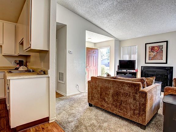 5th image of 1019 N Peach Ave APT 162
