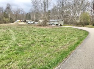 137 Silverhawk Rd, Olive Hill, KY 41164