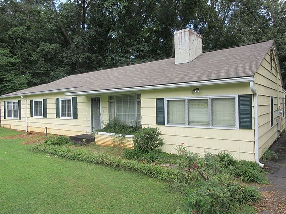 2nd image of 1524 Whitower Dr