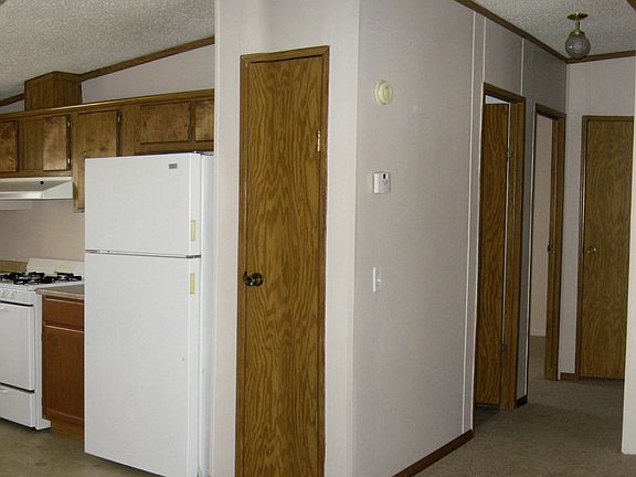 3rd image of 1753 Road E #1753110