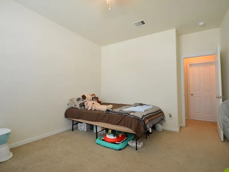 2727 Lakecrest River Dr — Photo 18