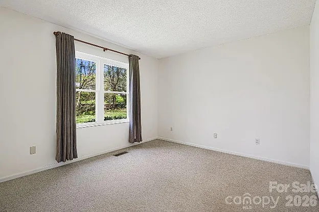 28 Capri Ln #3-A — Photo 8