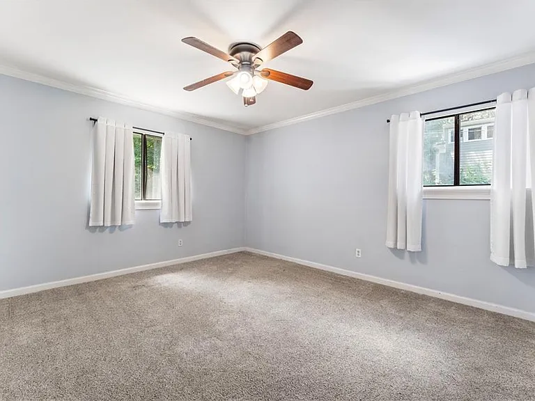 870 Glendale Ter NE #7 — Photo 20