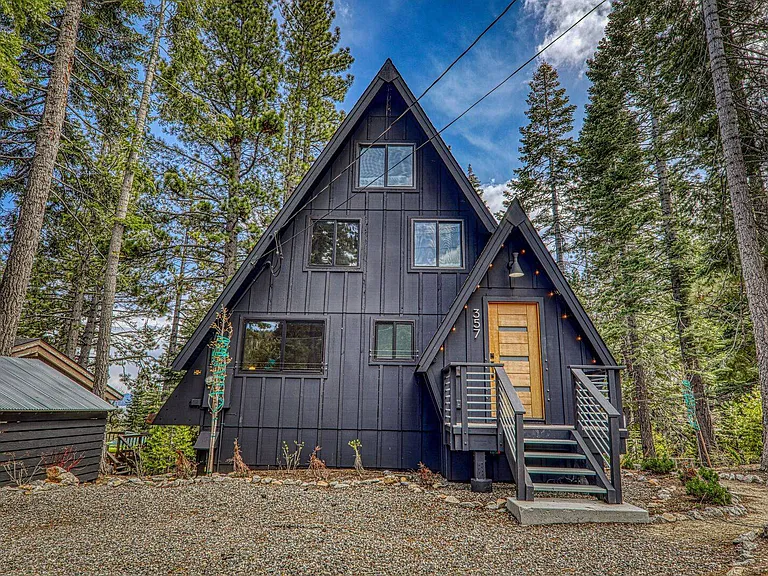 357 Sierra Dr — Photo 32