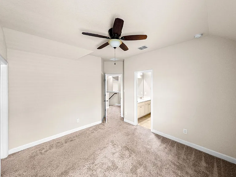2068 Tejas Pecan — Photo 35