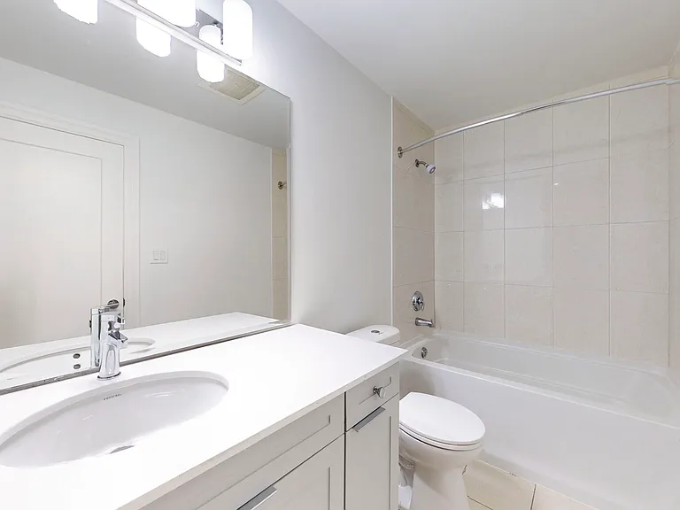 50 Spadina Rd — Photo 12