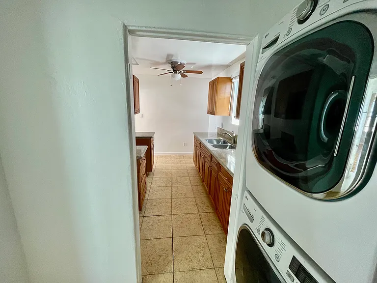5025 Lotus St #5025 — Photo 12
