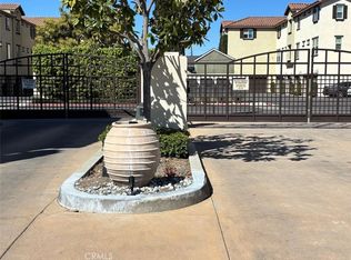 120 S Pacific Ave Unit 34, Santa Ana, CA