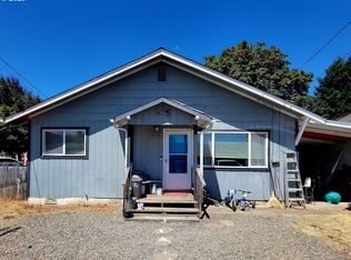 951 NE Broadway St, Myrtle Creek, OR 97457