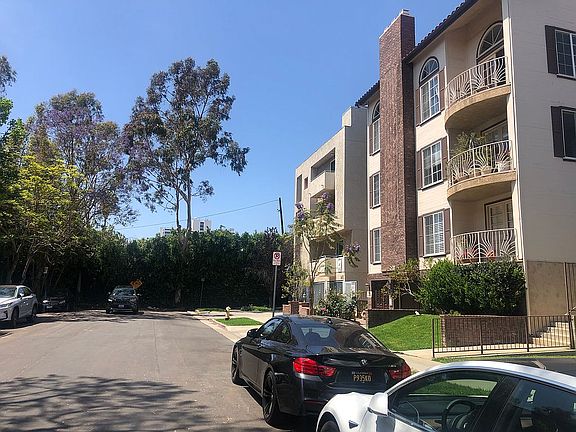 2nd image of 1406 Camden Ave APT 302