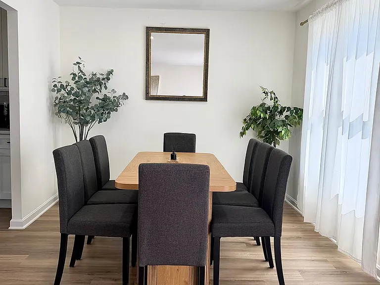 3105 Calydon Ct — Photo 10
