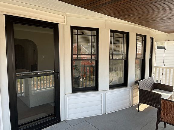2nd image of 1263 Jackson Ave #1263