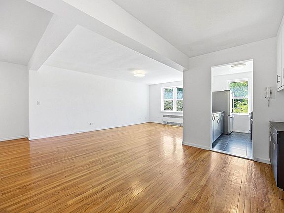 4th image of 800 Grand Concourse Unit 2D-N