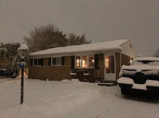 17853 Cedarlawn Dr, Clinton Township, MI 48035