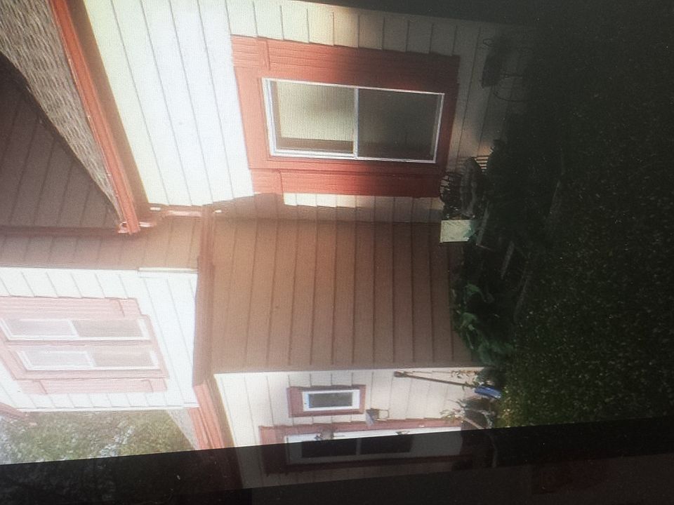 1st image of 442 N 4th St