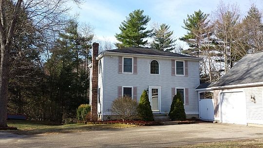 2nd image of 23 Purington Ln