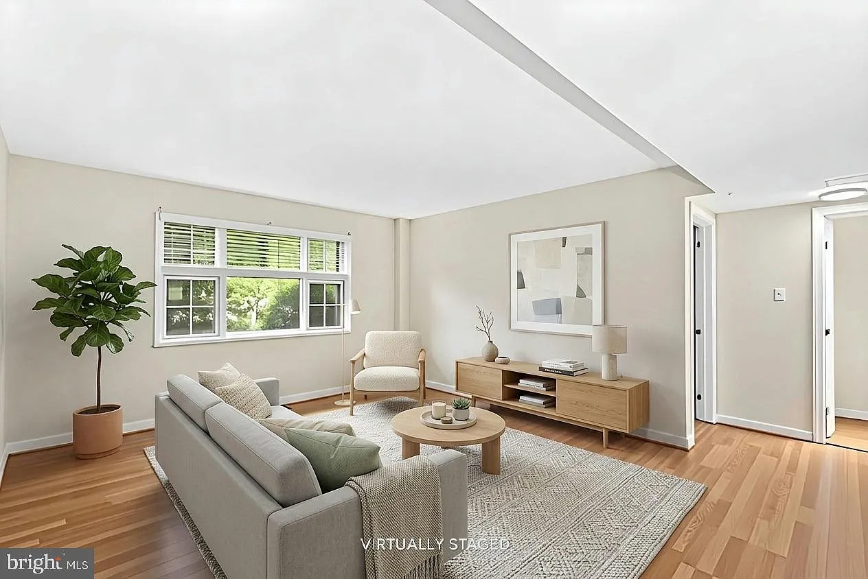2 bed, 1.0 bath, 840 sqft, $2,650 — Photo 3