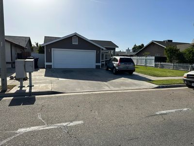 935 N Milner Street, Tulare, CA, 93274