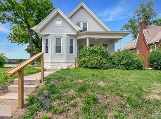 912 College Ave, Alton, IL 62002