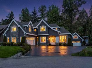 14353 33rd Ave, Surrey, BC V4P 3M4