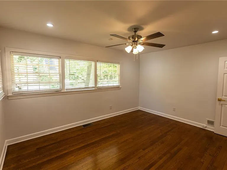 1392 Lively Ridge Rd NE — Photo 14