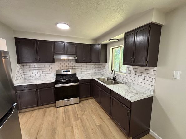 454 Windamere Ave NW #456