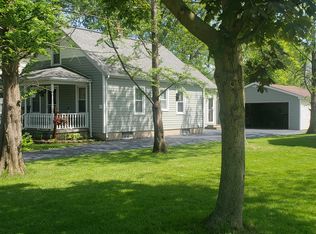 2552 Niagara Rd, Niagara Falls, NY 14304