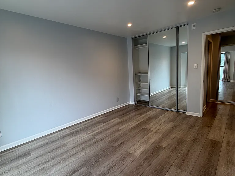 1817 California St #208 — Photo 14