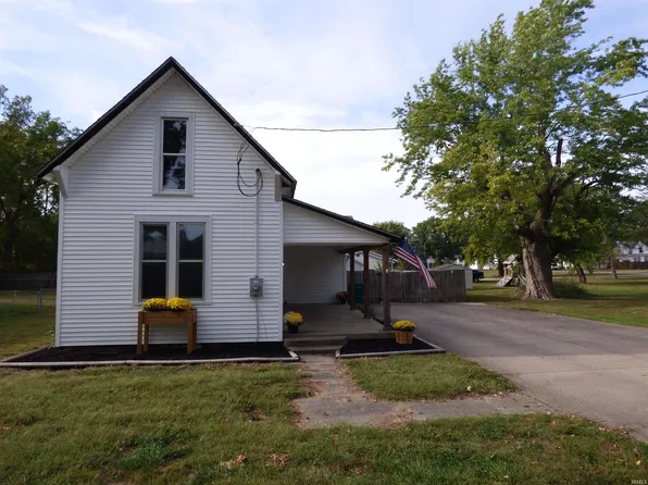 304 W Jefferson St, Colfax, IN 46035