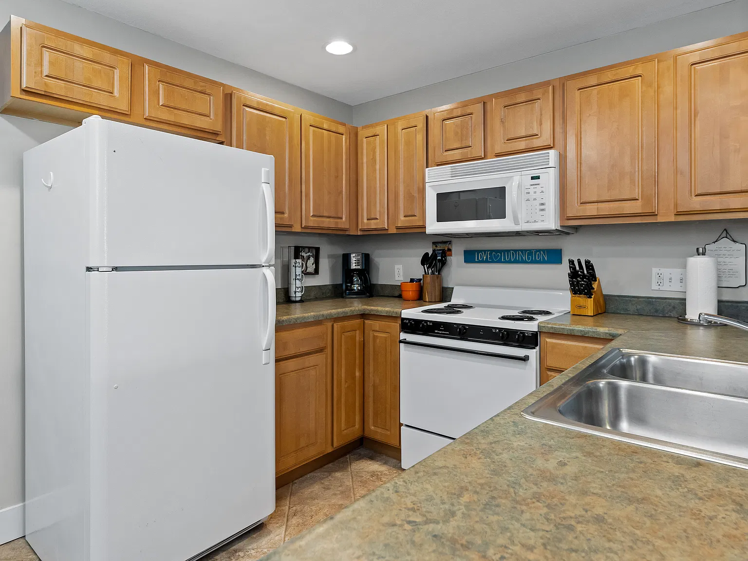 1 bed, $895 — Photo 4