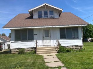 108 W North St, Pearl City, IL