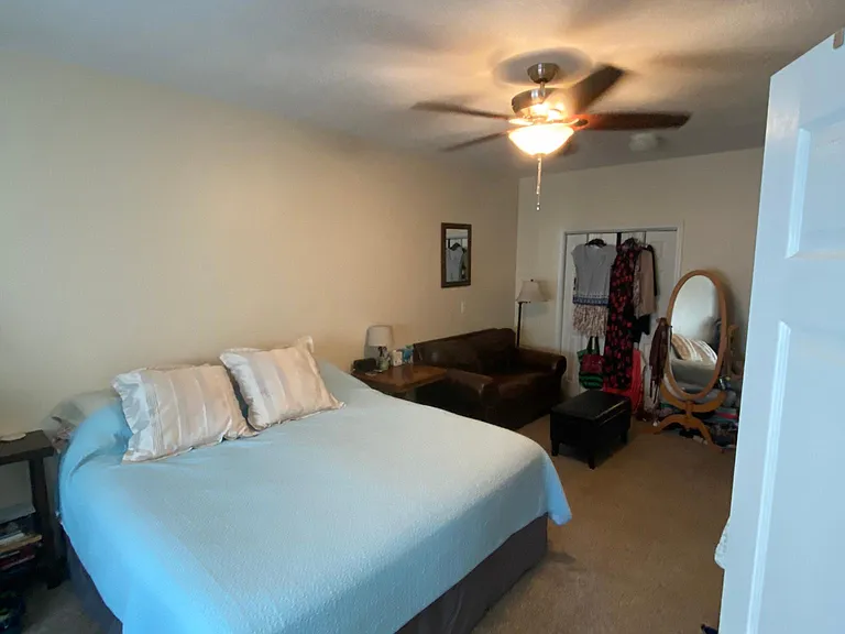 39 Aberdeen Dr — Photo 2