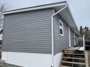 4 3rd St, Halifax, NS B3T 1B1