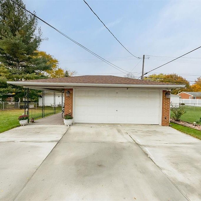 14195 Cardwell St, Livonia, MI 48154 Zillow