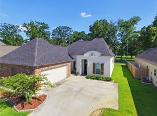 43235 Pond View Dr, Prairieville, LA 70769
