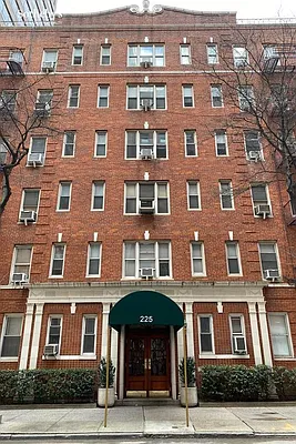 Rented by Sotheby's International Realty | media 2