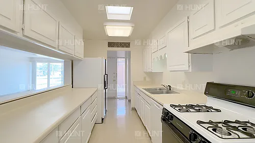 1200A Redwing Pl SE Photo 1