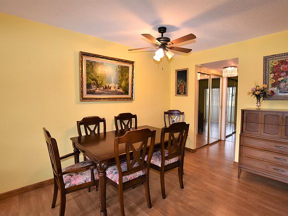 5th image of 185 Bedford #H
