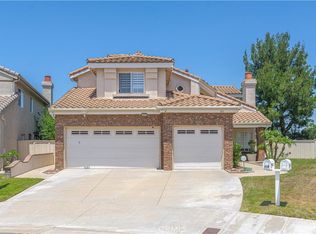 1011 S Mountcrest Ct, Anaheim, CA 92808